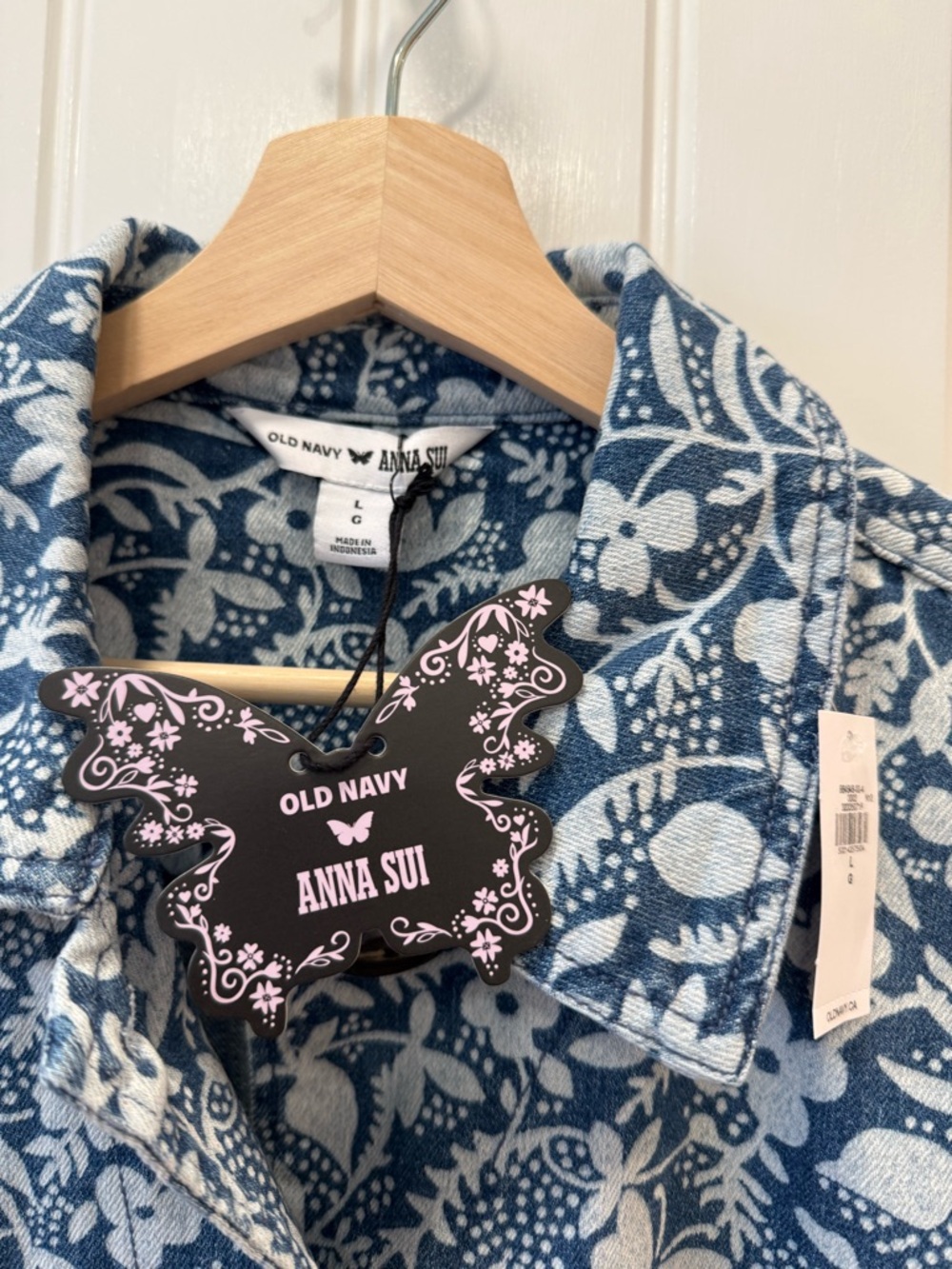 Old Navy x Anna Sui Denim Chore Jacket - Picture 9 of 10